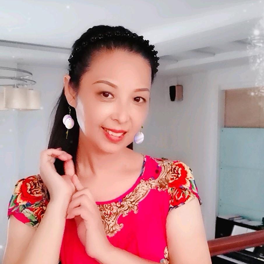 莲莲