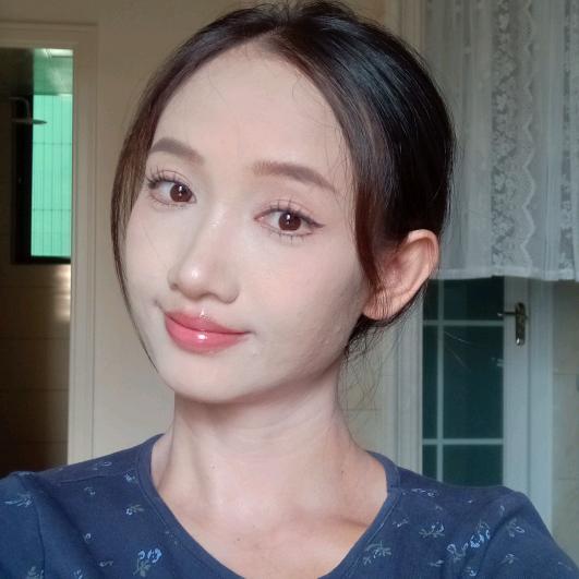 霞儿