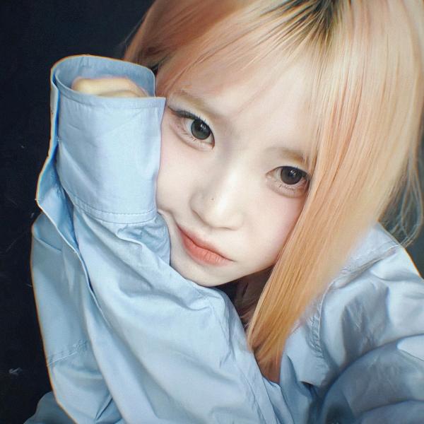 小新没蜡笔.🥠（见过skz版