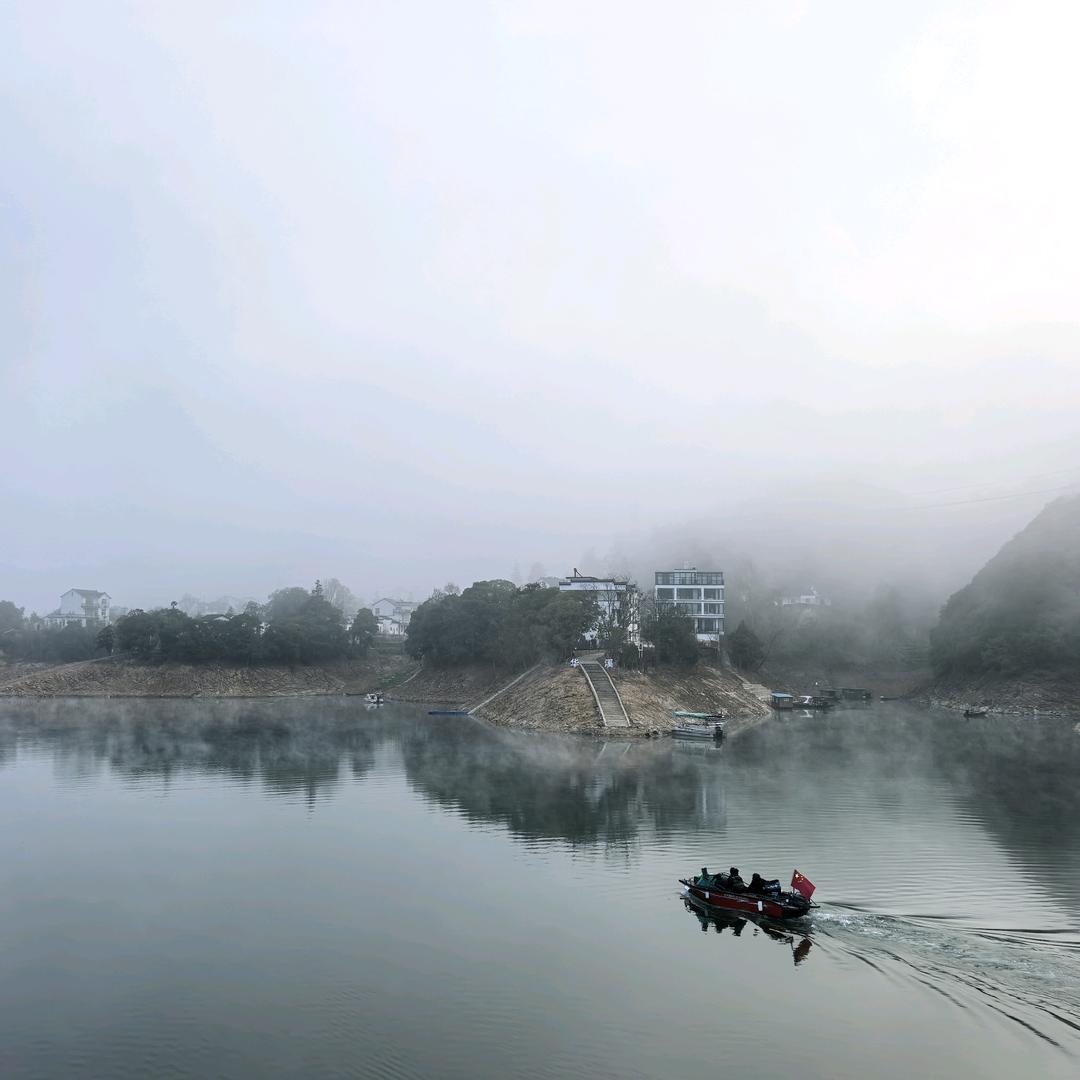 @黄山太平湖渔岛云栖民宿