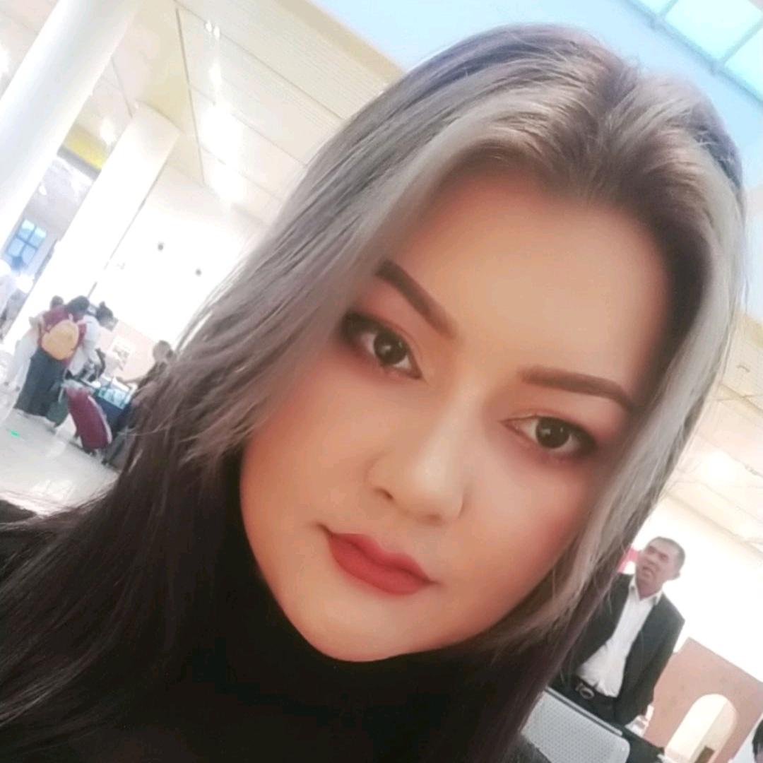 化妆师阿曼尼萨