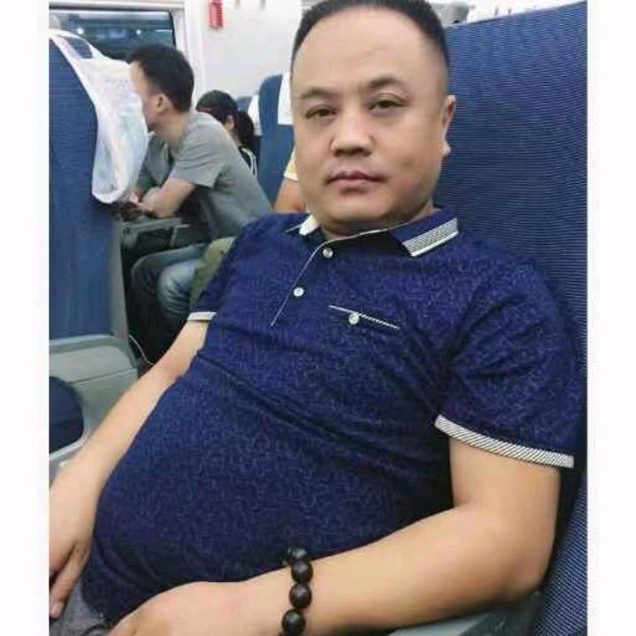 大漠雄鹰