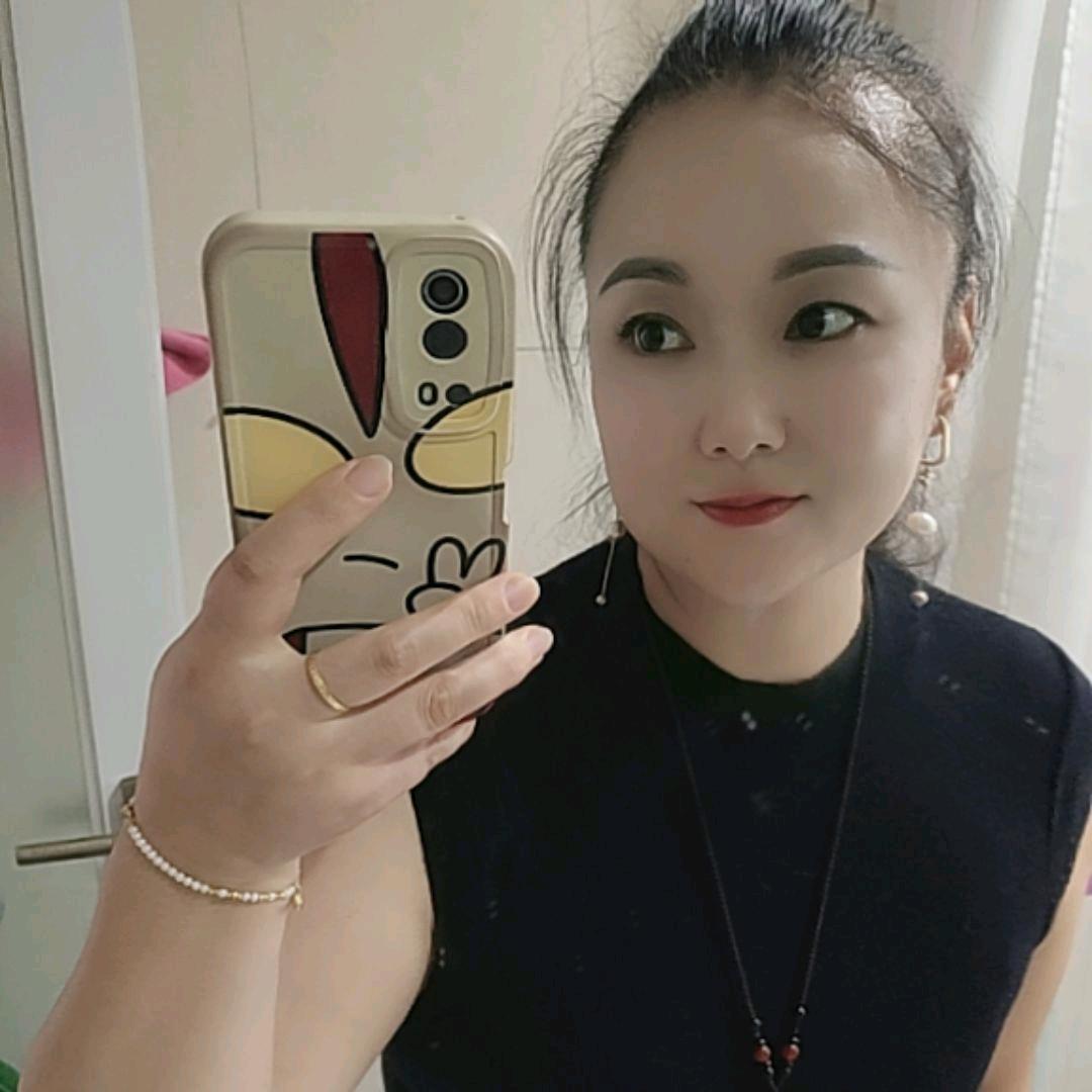 惠姐ᥫᩣ．💋