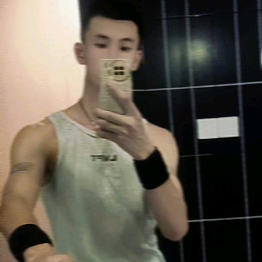 魅K龙男士潮牌内衣馆