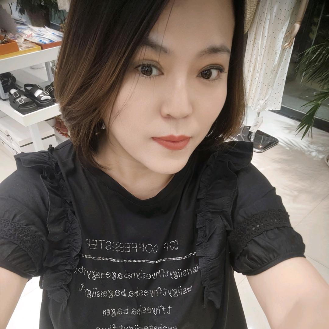 繁华落尽，洒一地忧伤