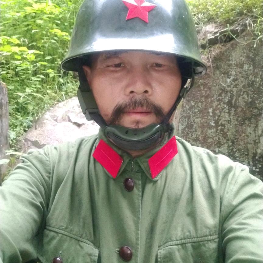 翘胡子（张司令）