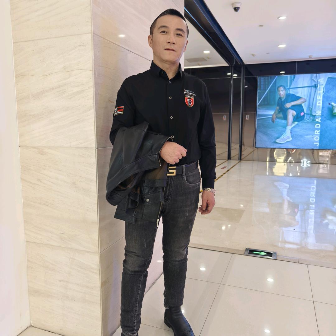 追音者鑫隆