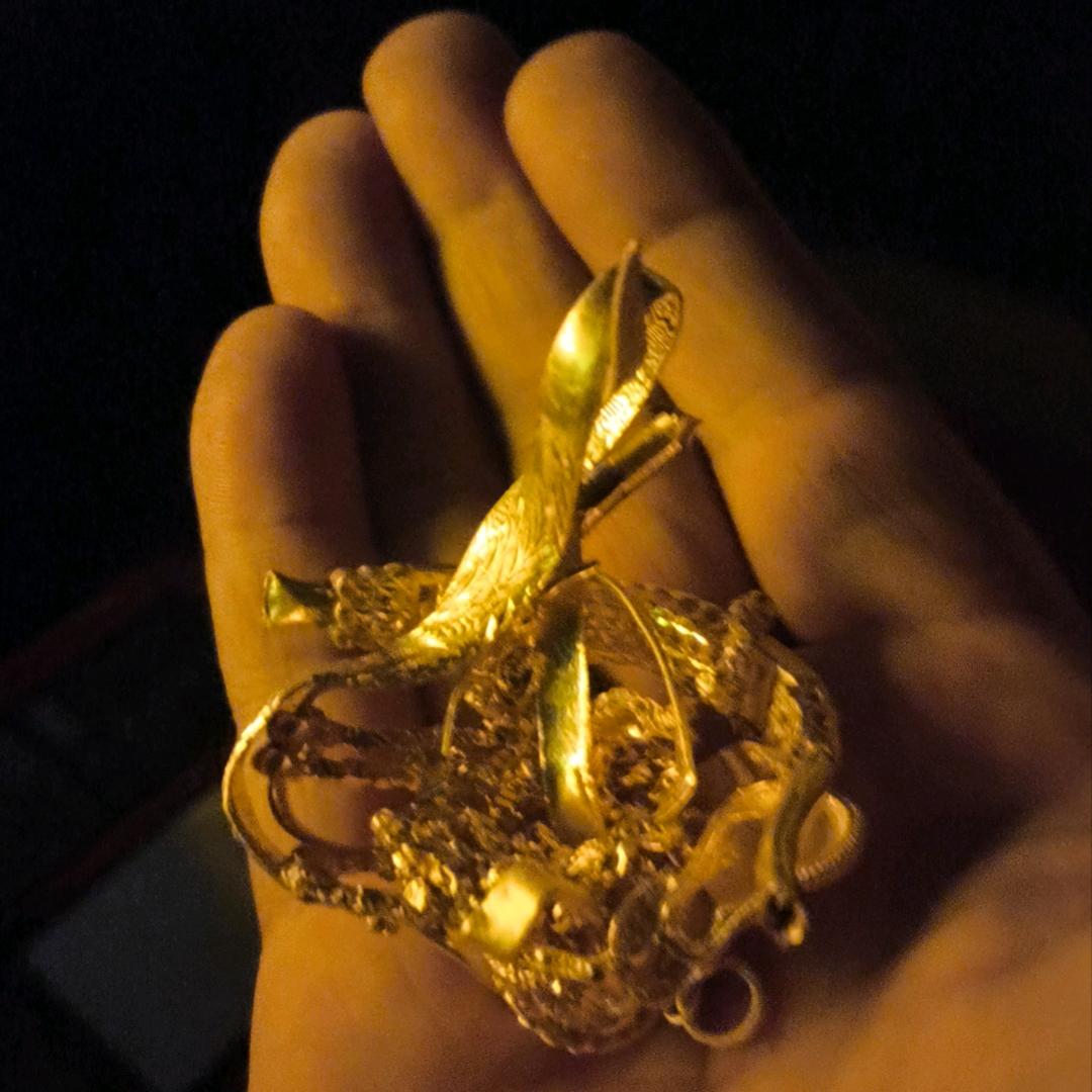 永城市高价回收黄金<定制新金）