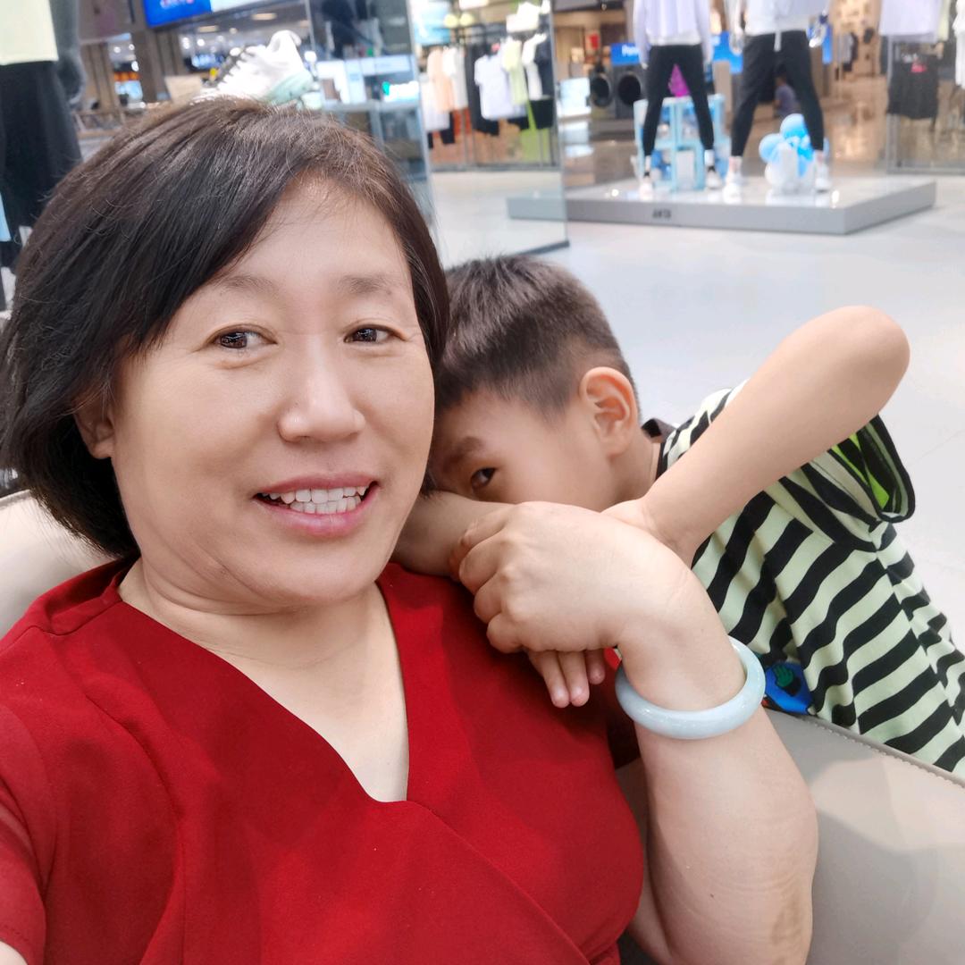 闹腾姥姥爱生活