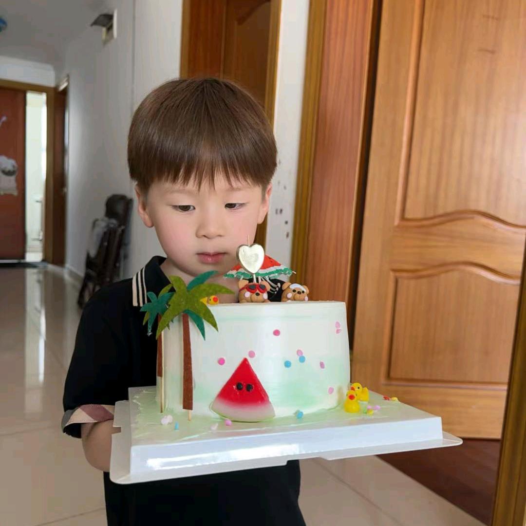 三百万一直奋斗中