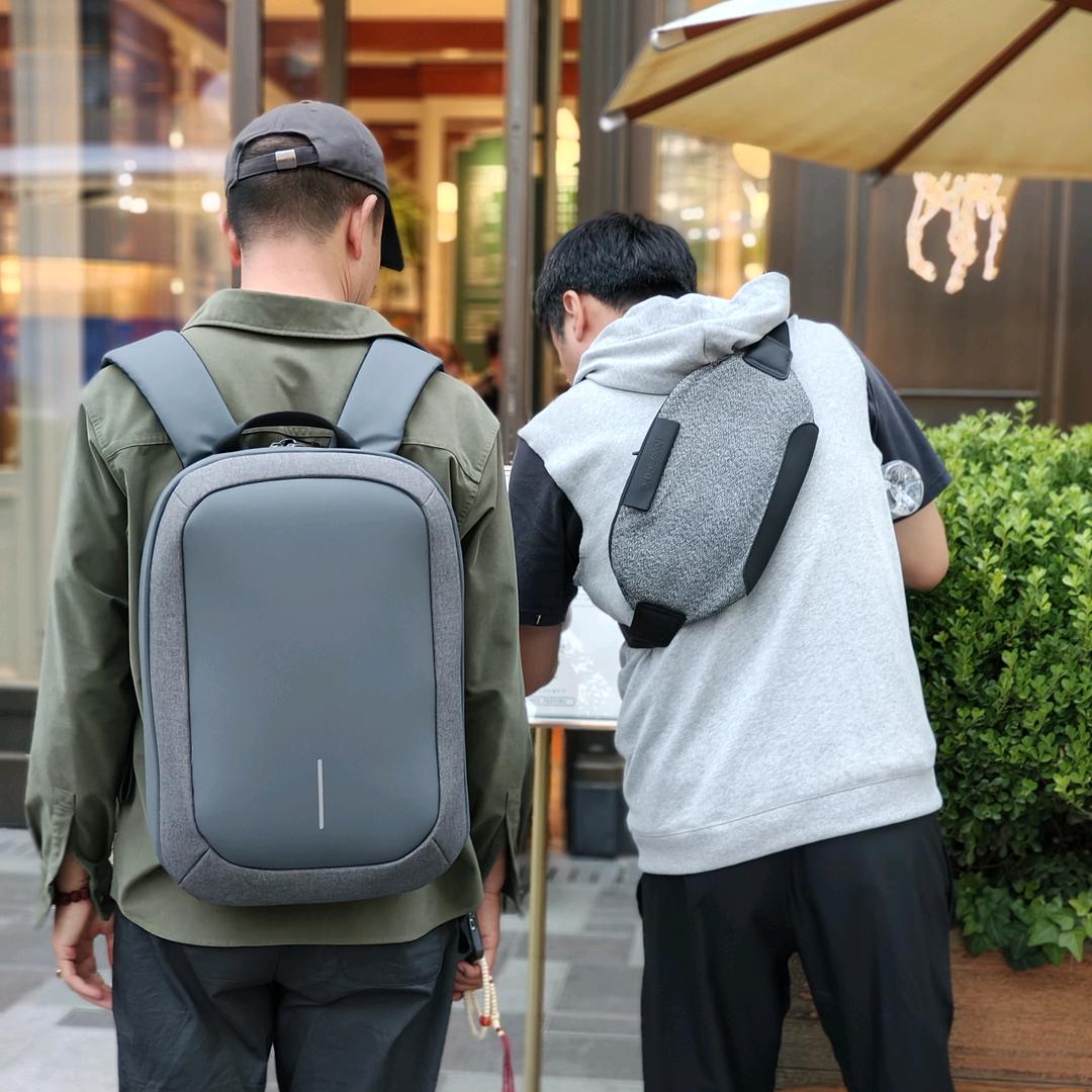 XDDESIGN捌零捌贰箱包专卖店