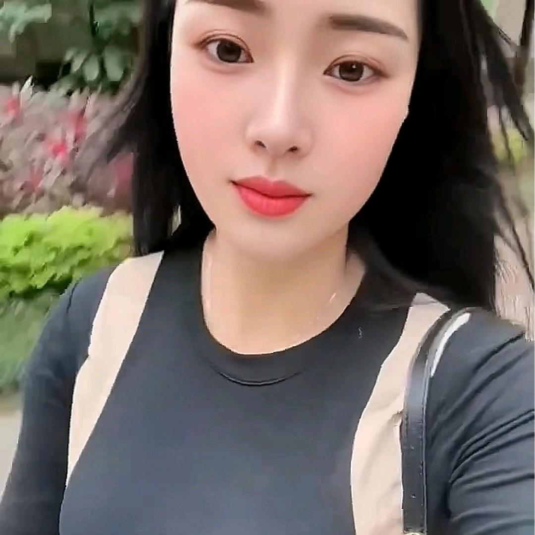 李佳佳（离异一个人）