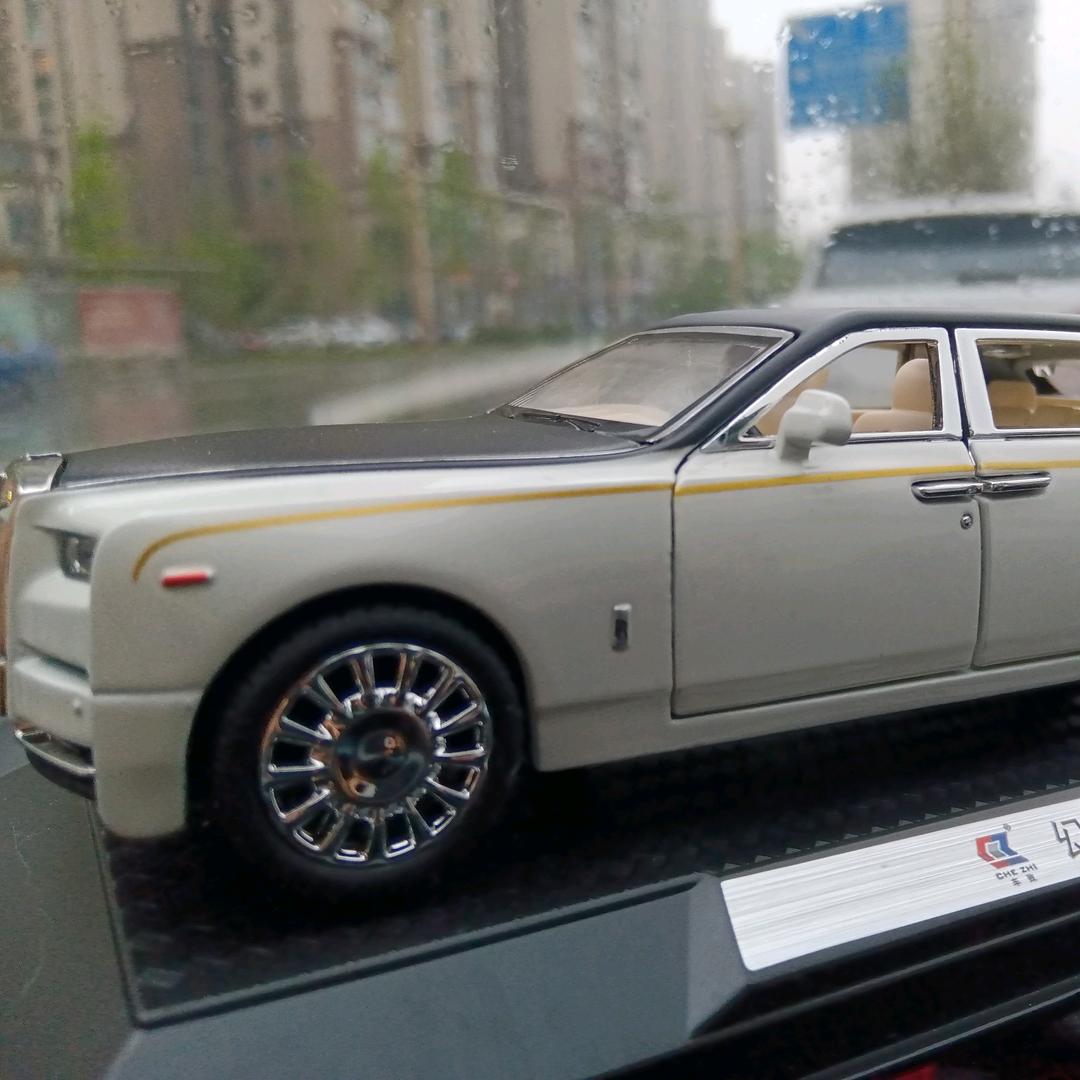 MB9000W