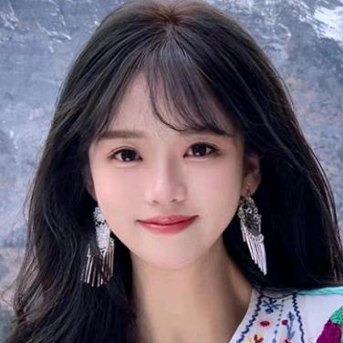 艳儿翩翩飞