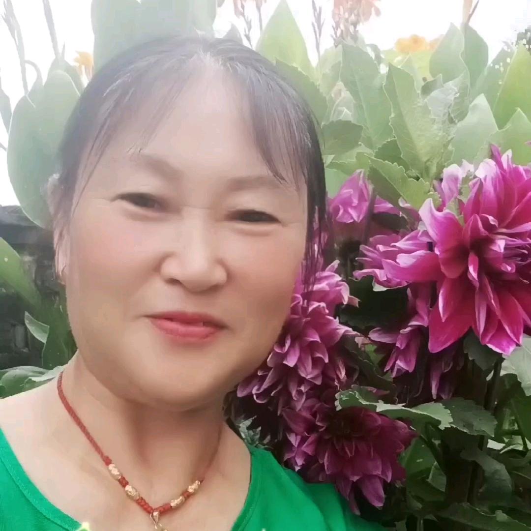 开心的曾大姐