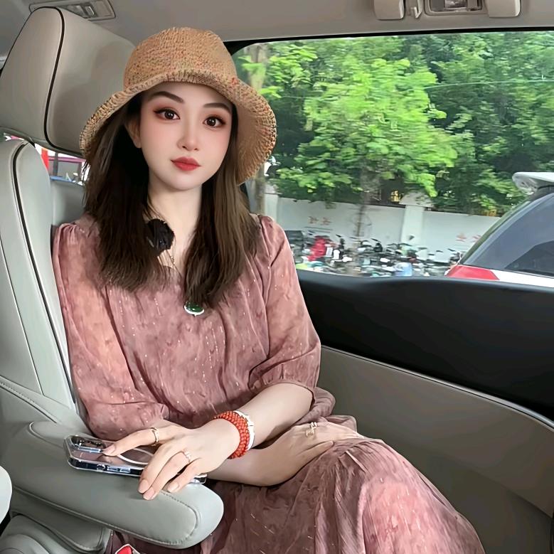 琳达姐-精致穿搭分享