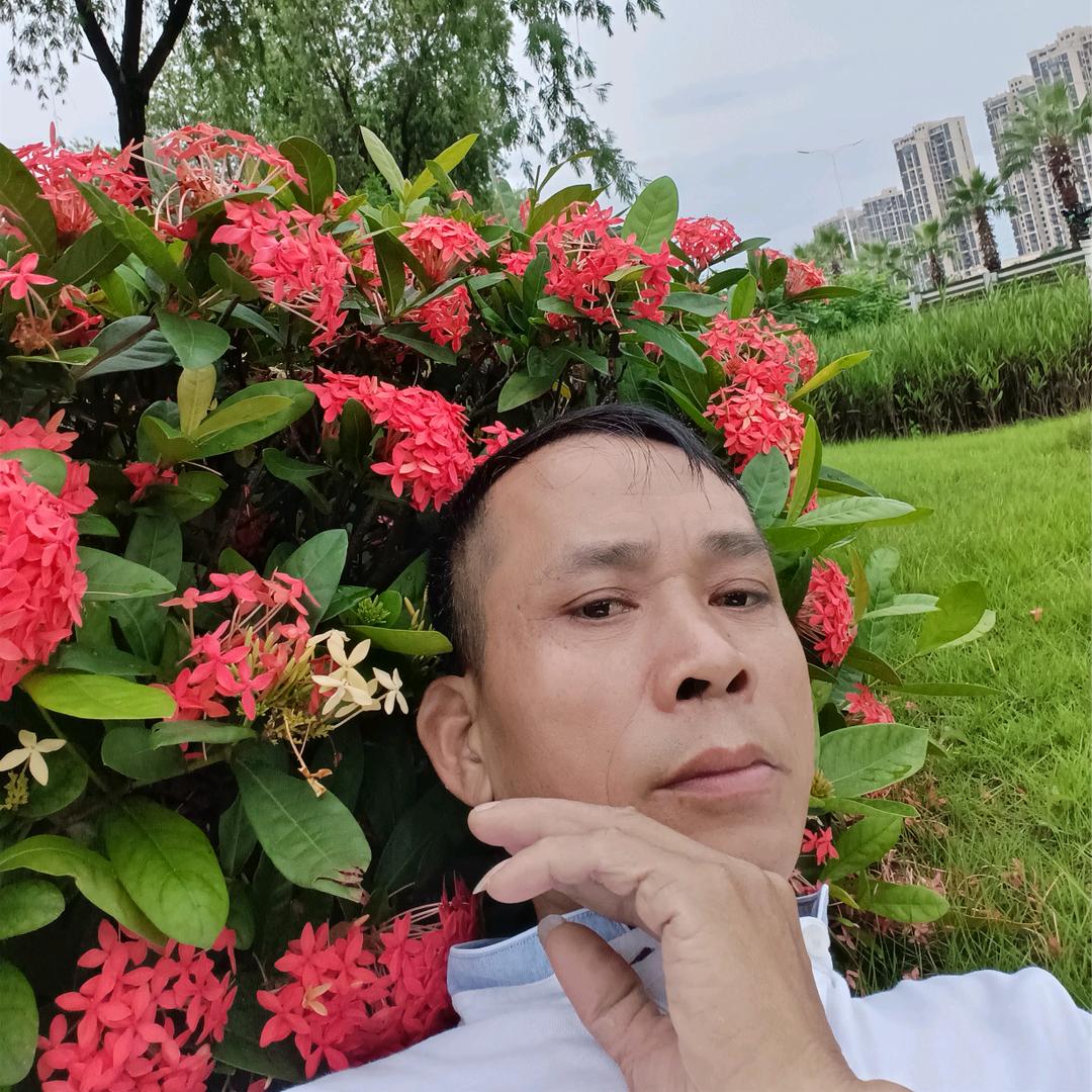 🙎🏻‍♂️你的贺州大叔