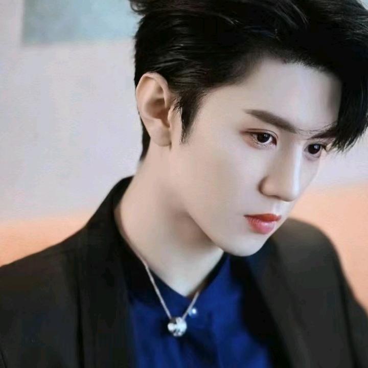 成哥☞穿着拖鞋闯江湖☜