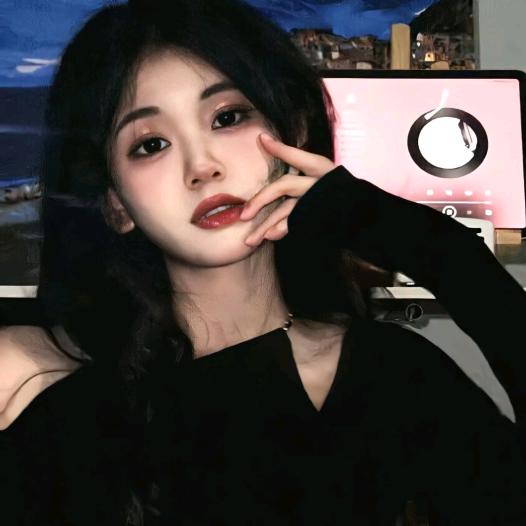 Y💫