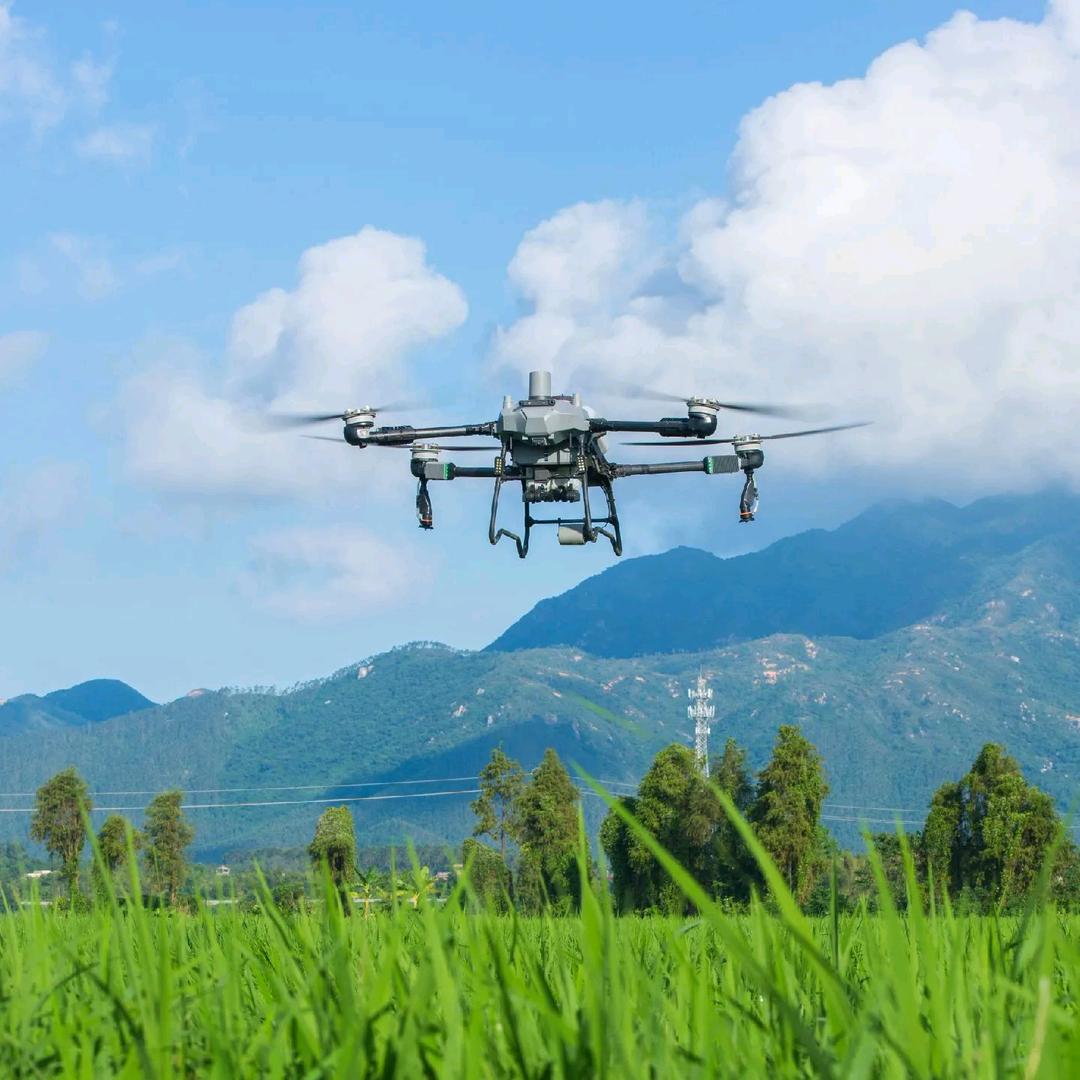 昭通无人机打药，吊运