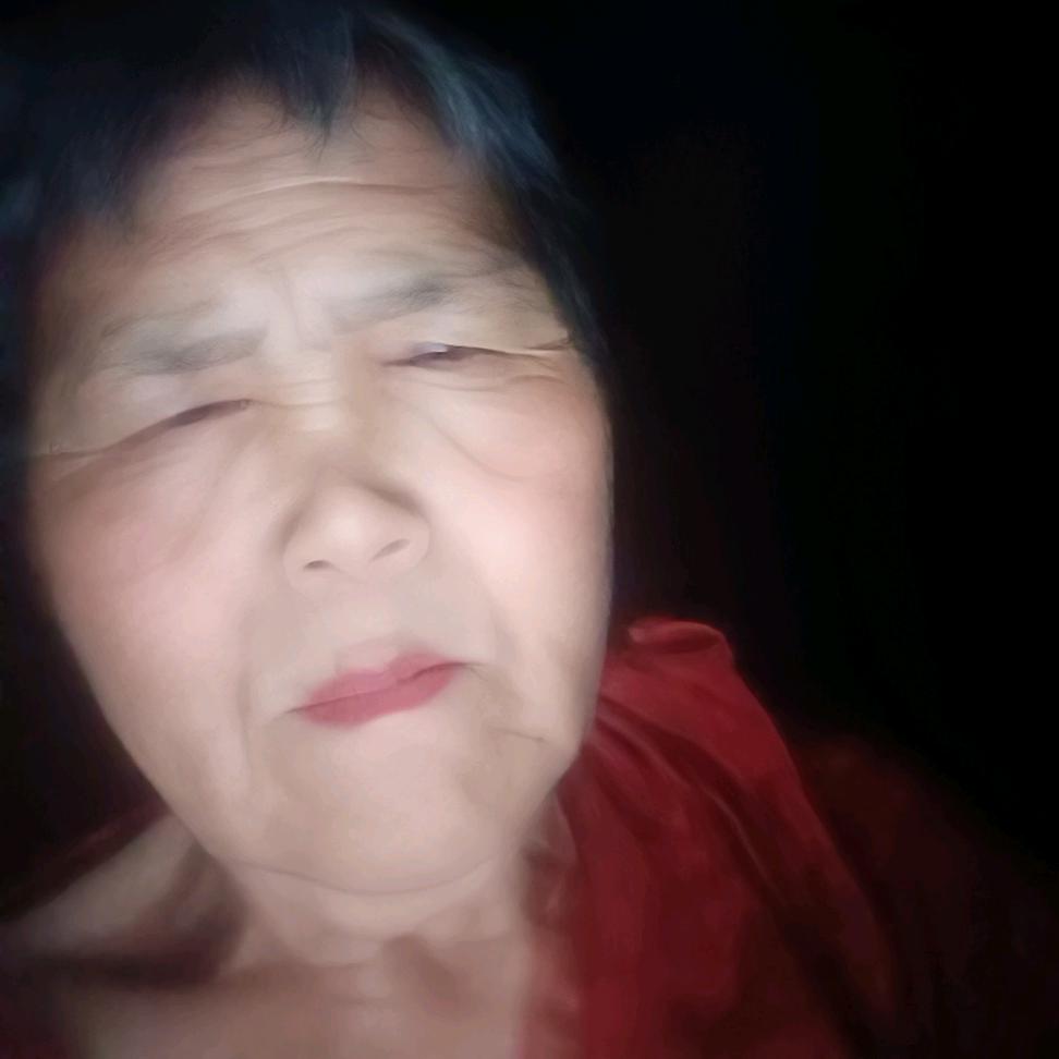 农村大娘