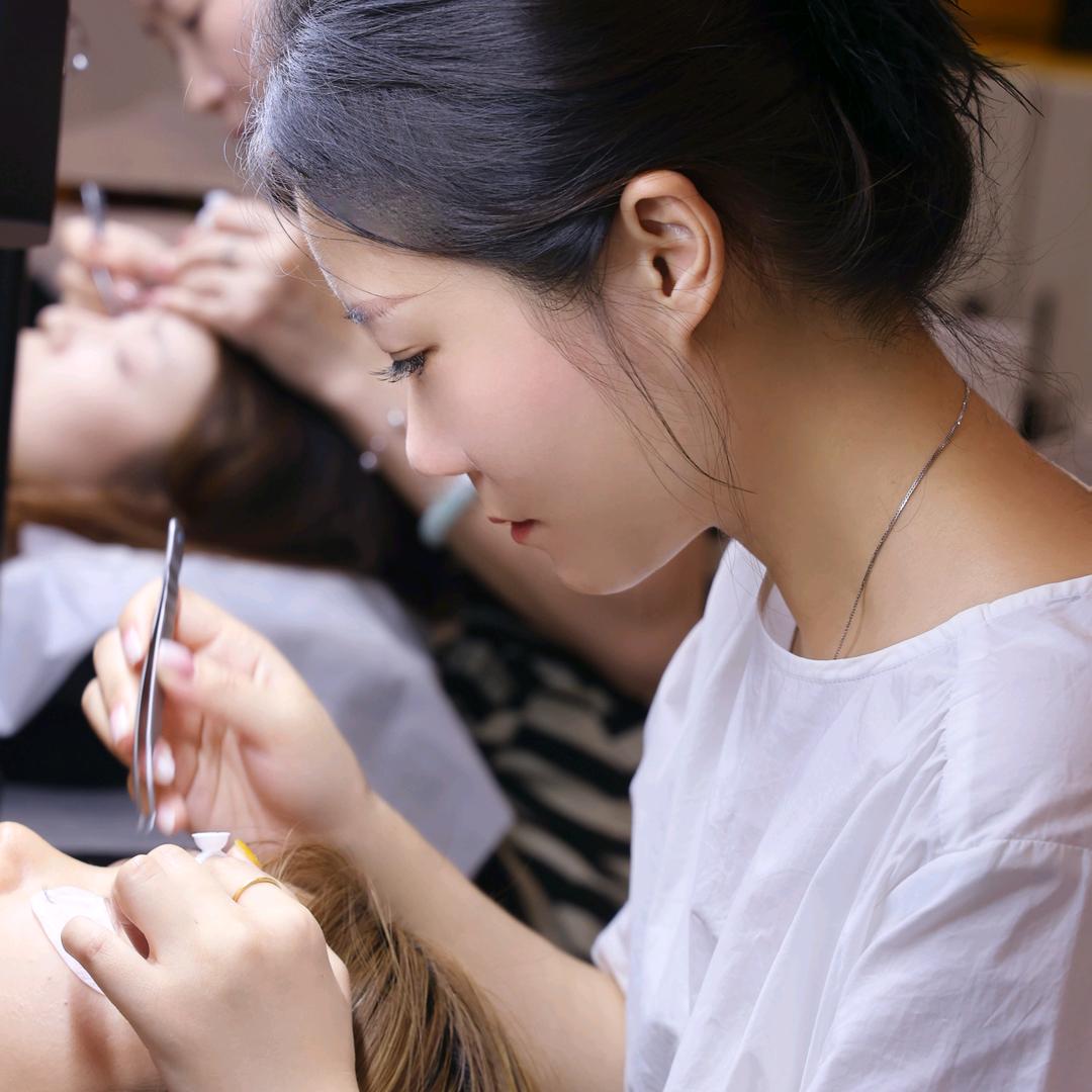 潍坊搓甲美少女壮士