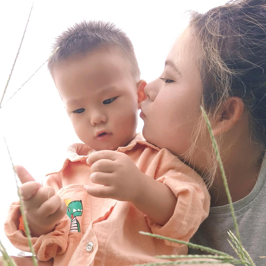 小橙子的妈妈