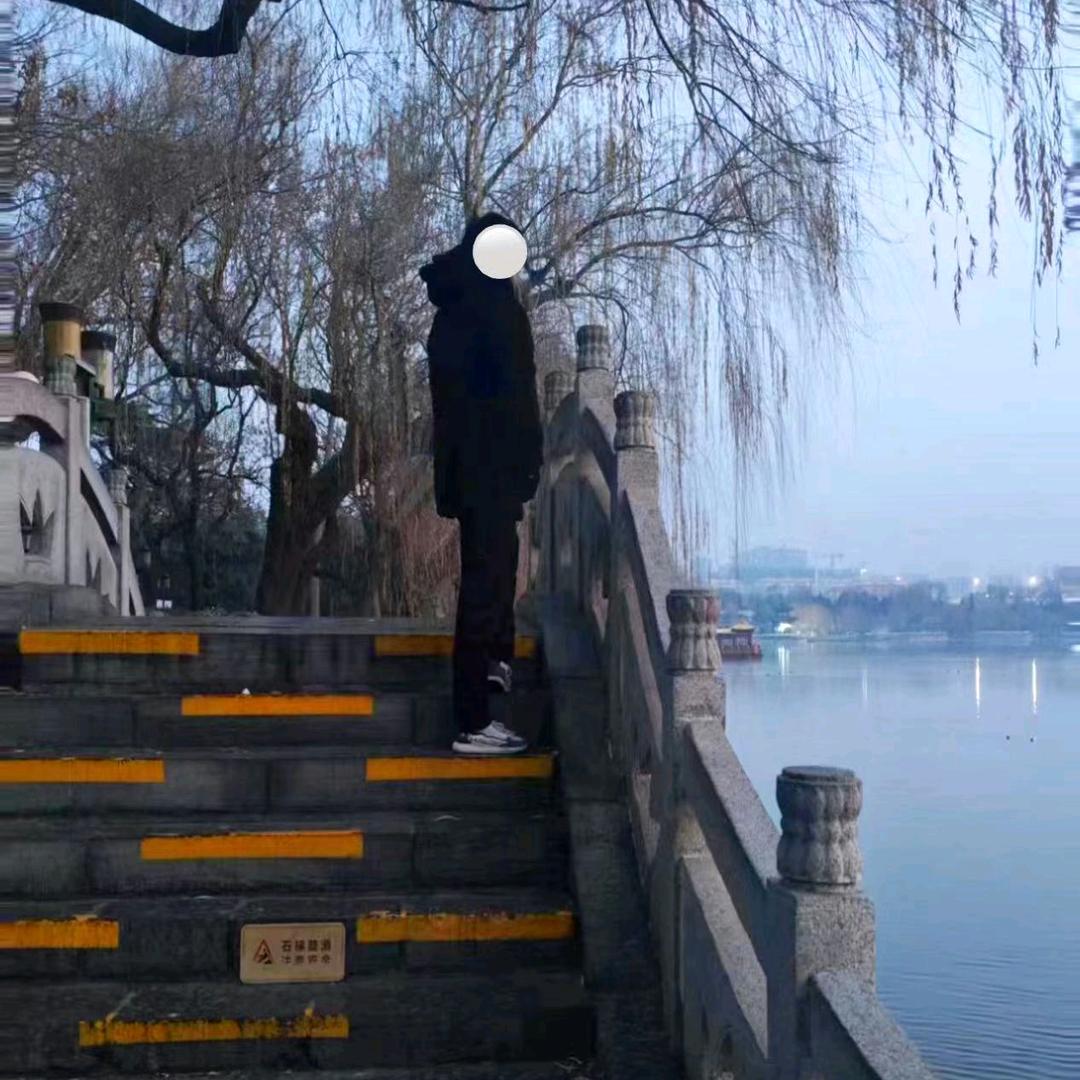 户外胡吊弄