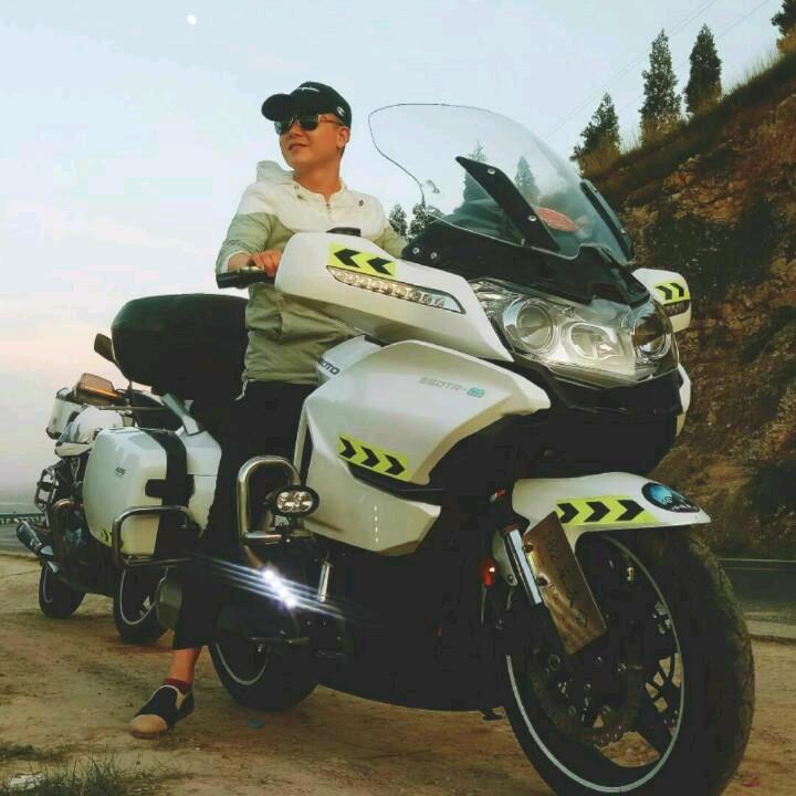 ᥫ᭡້ᮨ໌ 晚风与你ღ࿐ᩚ