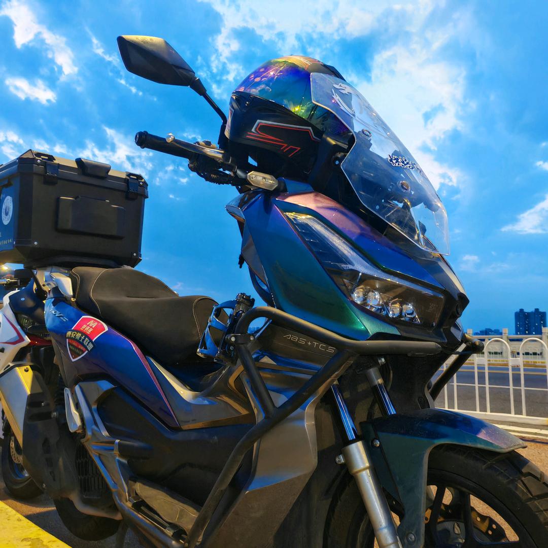 攒钱买张雪550双r(别问我排量)