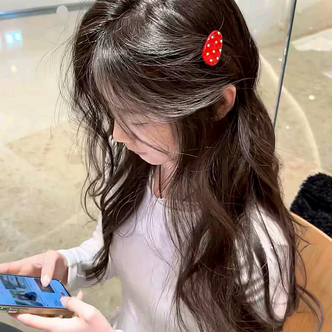 小猫 ੭^