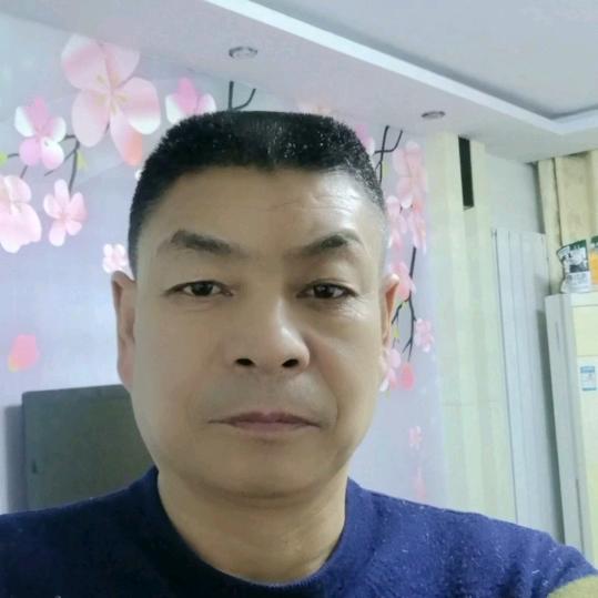荣哥早6点20开播