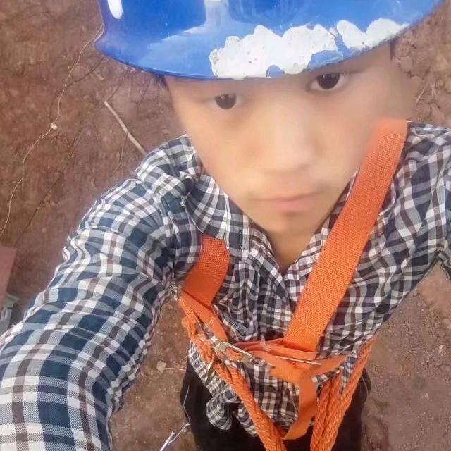 水果地摊哥