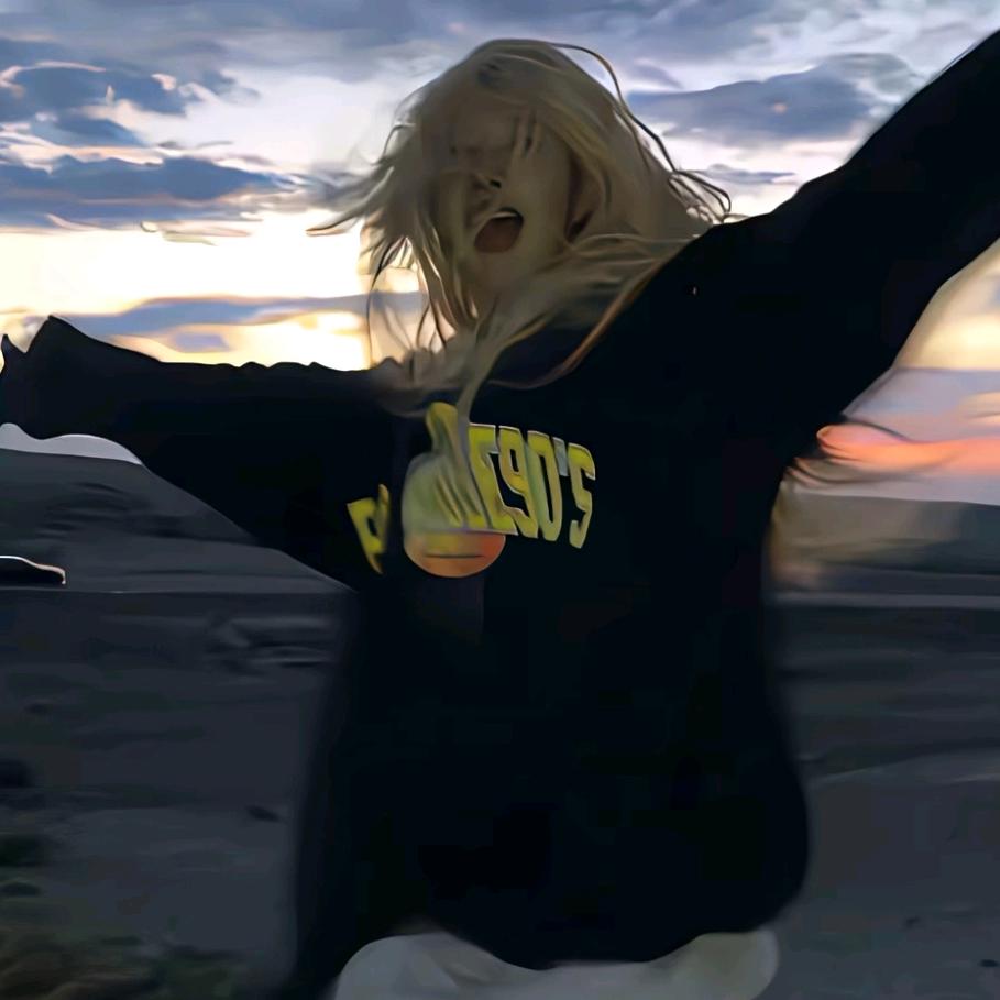 自由√