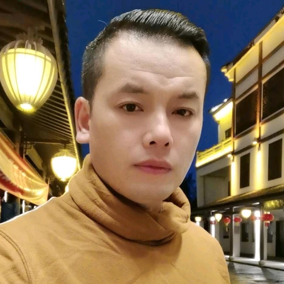 胡卓飞唯