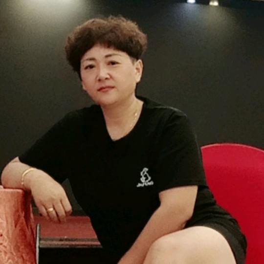 爱唱歌的玲姐
