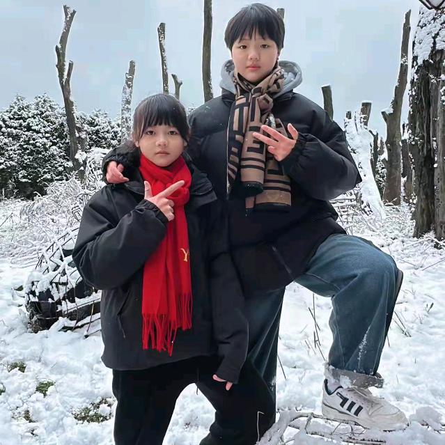 万盛臻睿演艺，