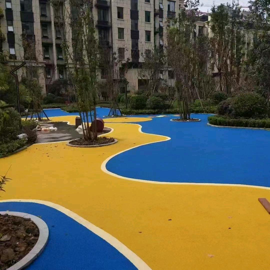 塑胶跑道实体厂家