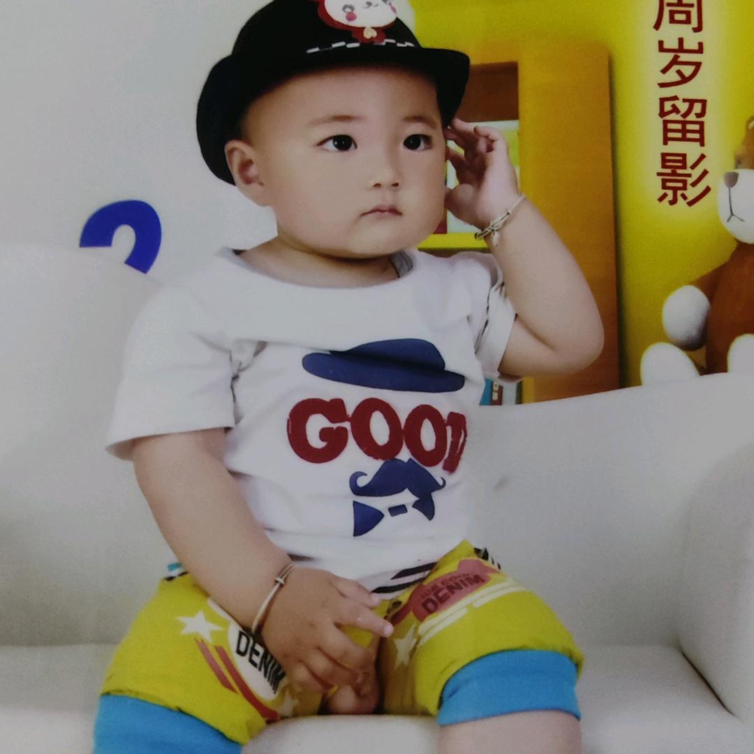 春光灿灿