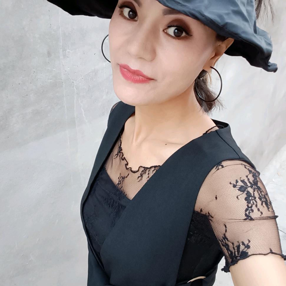 我在路上白玫瑰