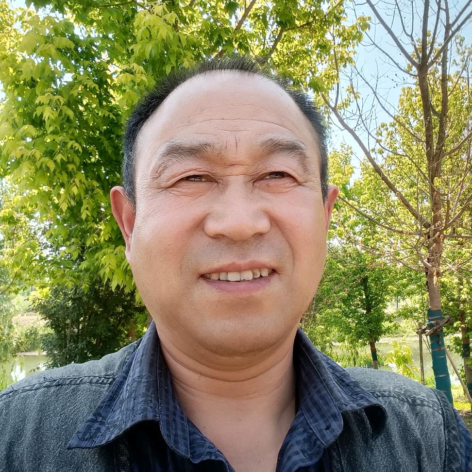 海南关免胡子哥
