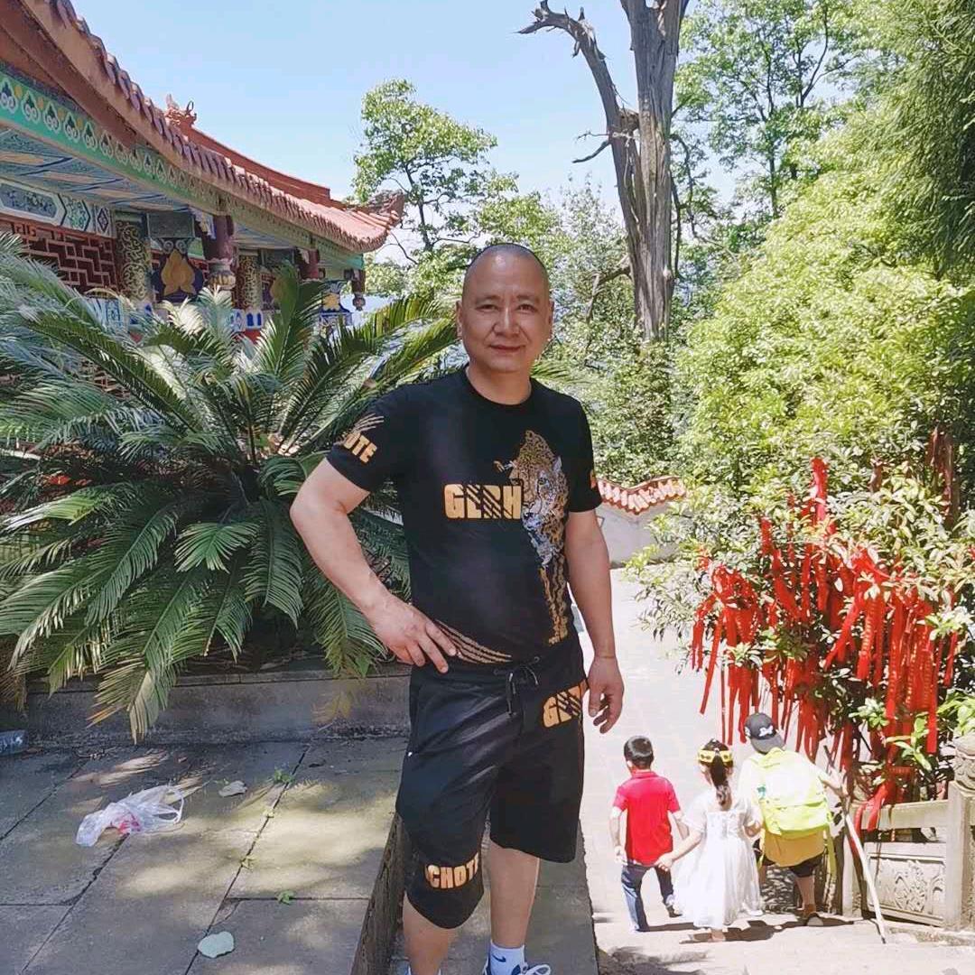 用户5475563872074