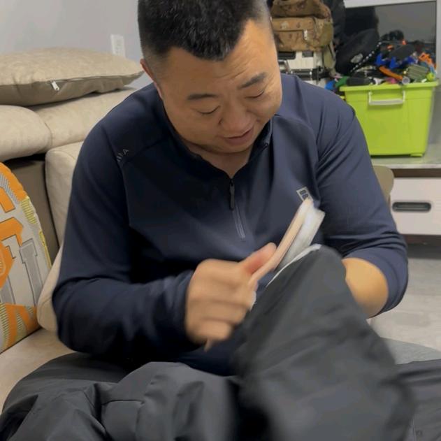 哏总（东北真男人）