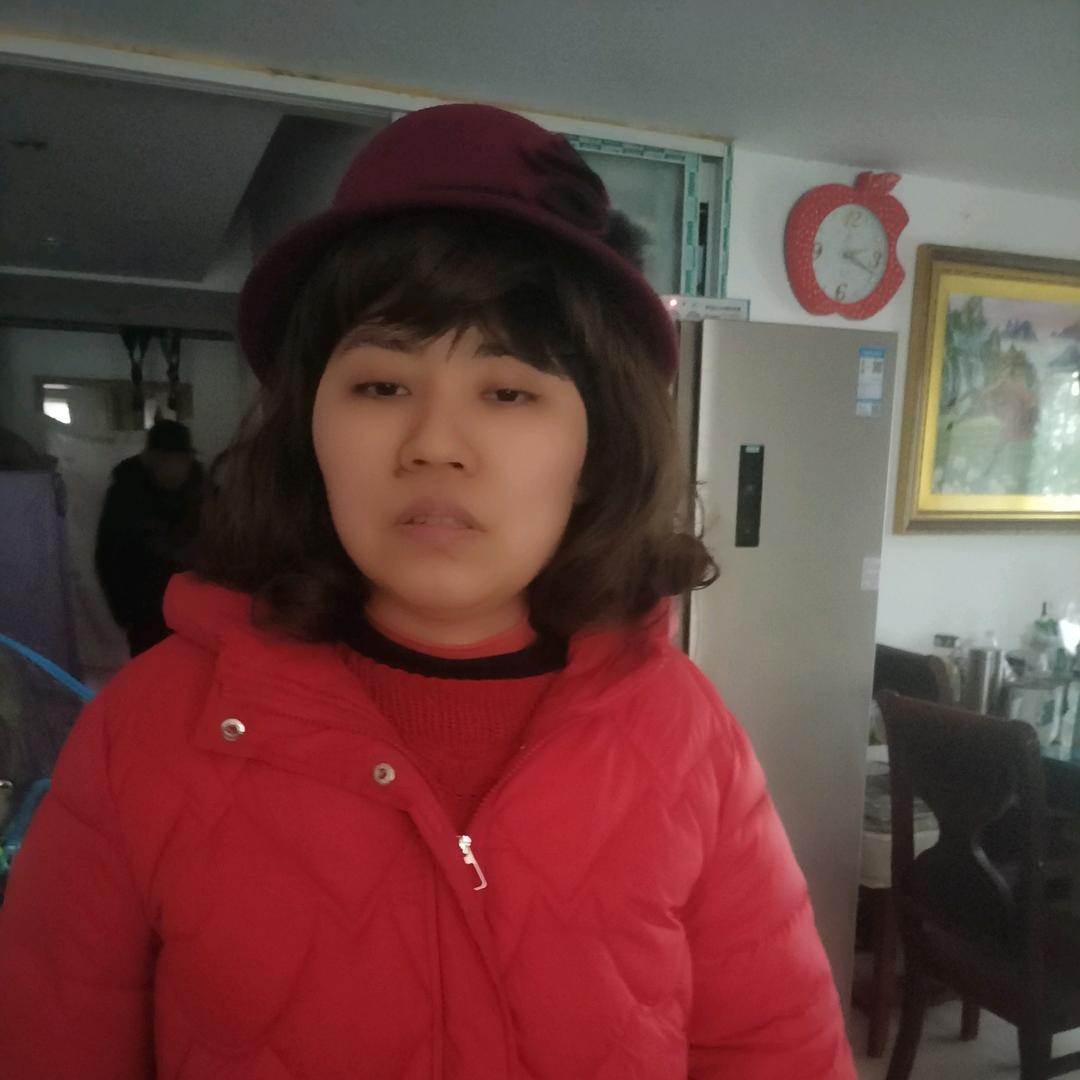 依依