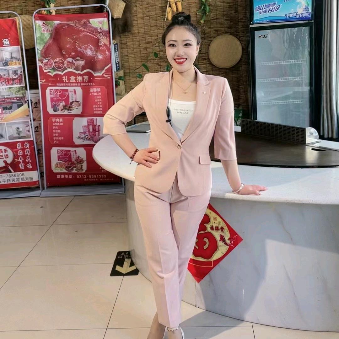 顺平盈福楼的小甜甜❤️