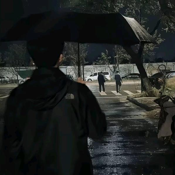 刘ji铭