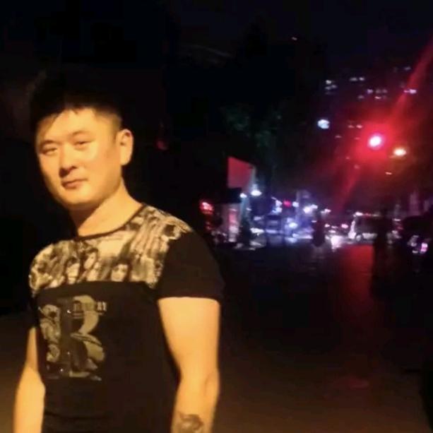 沉默。。。。
