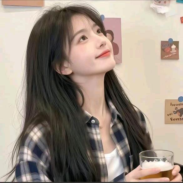 一只小花猫🐱