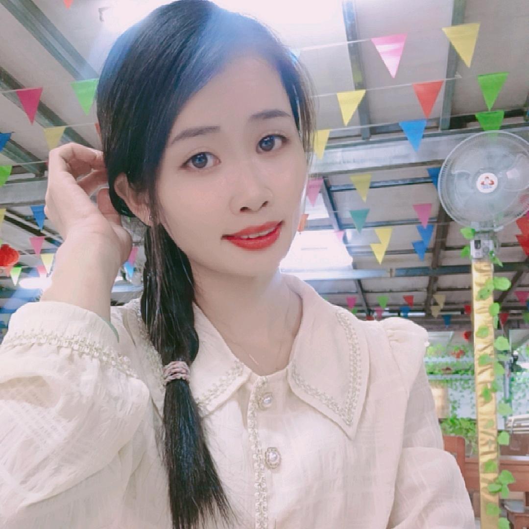 つ♡⊂♛秋🍒🍒