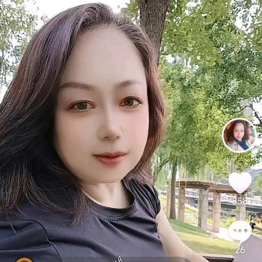 快乐女人花